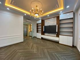 Bán nhà Thành phố Giao Lưu - Phạm Văn Đồng. Oto vào nhà, 45m x 7 tầng, mt 5m, giá 12.8 tỷ 