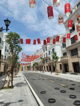 Sở hữu nhà phố 4 tầng + 1 tum trong lòng đại đô thị Vinhomes căn TĐ3 đang chờ bạn - 0384 197 092