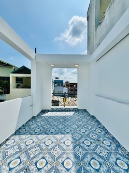 Sát mặt t.iề.n Phan Văn Trị, Bình Thạnh, 4 tầng, sổ vuông, k lỗi p.ho.n.g th.ủy, giá 7.15T