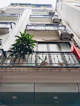 VÕ CHÍ CÔNG-TÂY HỒ- NHÀ 5 TẦNG THANG MÁY - GẦN NHÀ VĂN HOÁ- VÀI BƯỚC CHÂN RA PHỐ. DT : 52m; 9.95 Tỷ