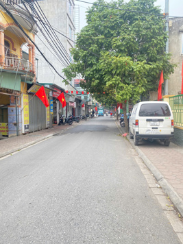 Đất Trâu Quỳ, đường ô tô tải chạy qua, DT 71m2 giá chỉ nhỉnh 6.9 tỷ. LH: 0379483926