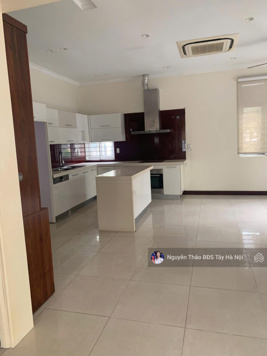 Cho thuê biệt thự Splendora An Khánh 270m2, đồ cơ bản, giá 2x triệu, vào ở ngay, sẵn MK xem nhà