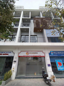 Cho thuê nhà The Manor Central Park. DT 75m2, 5 tầng, giá rẻ nhất khu vực 30tr/th. LH 0968 102 683