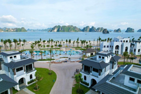 Bán biệt thự biển Sonasea Wuydham, bãi biển, khách sạn 5 sao, DT 160m2, xây 2,5 tầng, giá 6,4 tỷ