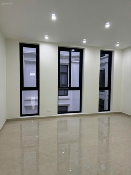 CẦN THUÊ CĂN GÓC 127M2 CHÍNH DIỆN VƯỜN HOA CỰC THOÁNG+GIÁ TỐT 45TR/ LIÊN HỆ: 0964 019 325