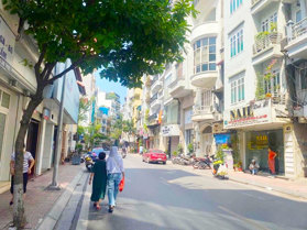 CẤP TỐC-NHÀ PHÓ ĐỨC CHÍNH PHỐ CỔ, VÀI BƯỚC MẶT PHỐ OTO TRÁNH, GẦN HỒ TÂY Ở_ĐẦU TƯ ĐỀU TỐT