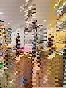  Bán căn hộ phố Hoàng Đạo Thúy, Cầu Giấy, 2 ngủ, 1wc, diện tích 64m2