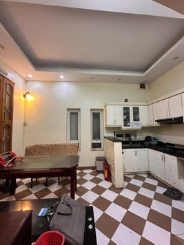 Cho thuê nhà mới ở Nguyễn khả trạc 5 tầng x 50m2 oto đỗ cửa mới