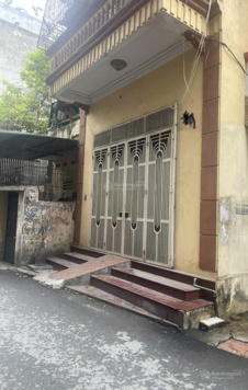 Cho thuê nhà công viên 1/6 Hoàng Cầu Đống Đa Hà Nội. 50m2 x 5 tầng. Giá 17 tr/th