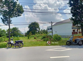 Cần bán gấp đất thổ cư DT: 120m2 ngay mặt tiền Đ. Vũ Đình Liệu, Long Đức - Trà Vinh, SHR