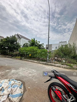 Cần ra đi lô đất đẹp 120m2 Đ. Bùi Hữu Nghĩa, Long Đức, gần chợ đêm Tp. Trà Vinh, giá 500tr. Sỗ Sẵn.