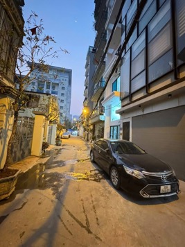 Bán Căn Nhà Dòng Tiền Chín Chủ Cầu Giấy