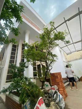 Nhà hẻm xe hơi Võ Văn Kiệt gần Nguyễn Tri Phương, DT 10m x 20m, 2 tầng sân thượng giá chỉ 22 tỷ