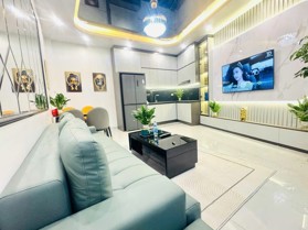 Hơn 6 đồng 35m2 x 5 tầng Đội Cấn - Cách ô tô dừng đỗ 80M - Ngõ to, thông.