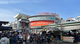Đất nằm ngay trung tâm thành phố Sóc Trăng sổ sẵn MT ở Côlusô, P8 gần trường chợ siêu thị 120m2