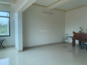 Bán nhà 3 tầng 2 mặt tiền km6 TP Yên Bái