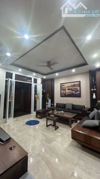 BÁN BIỆT THỰ HIẾM - LÀNG VIỆT KIỀU