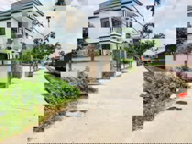 Chính chủ Cần bán lô đất hơn 151 m2 lô góc tại cạnh trường Kim Liên  giá rẻ, phù hợp đầu tư và ở