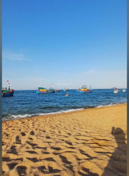 Lô góc 2 mặt tiền Đông Hòa - cách biển 60m