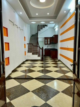 Thuỵ Khuê 27m2- Ngõ thẳng tắp, thông và thoáng - Mặt tiền rộng 4.5M 