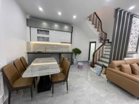 💥💥BÁN NHÀ PHÂN LÔ 💥2 THOÁNG NGÕ Ô TÔ 💥CẠNH VƯỜN HOA HÀ ĐÔNG💥 43m chỉ 7.x tỷ