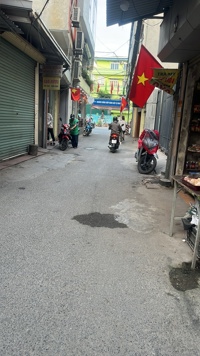 🏡Dương Văn Bé – 40m² x 5 Tầng Mới Kính Kong – Ngõ Nông, Vài Bước Ra Phố – 7.2 Tỷ