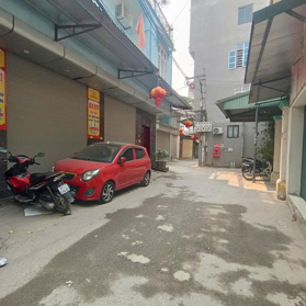 MẢNH SIÊU HIẾM NGỌC TRỤC 45M2, MẶT TIỀN 4.5M, NGÕ THÔNG Ô TÔ, GIÁ CỰC TỐT 6 TỶ TL