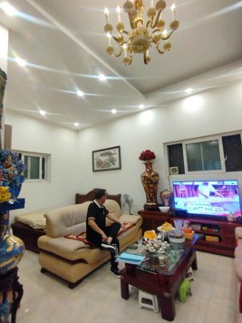 8 tỷ có nhà đẹp Kim Mã 50m2 thông Đội Cấn - Đầy đủ nội thất - Ngõ thẳng tắp