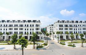 Cho thuê Louis mặt sàn 187m2- có thang máy-20 triệu
