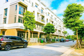 CHỈ CẦN 2 TỶ KHÁCH HÀNG ĐÃ SỞ HỮU CĂN 75M2 ĐỐI DIỆN 9 CHUNG CƯ , 9 NGÂN HÀNG CHO VAY 6.6%