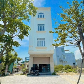 Mặt tiền 5 Tầng 9 phòng view Biển, dòng tiền 500tr/nam
