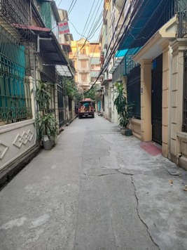 Bán nhà phân lô Chùa Bộc có thang máy, ô tô trong nhà, 68m2, 18.5 tỷ