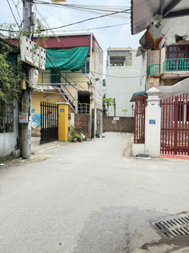 Hơn 5 tỷ chút có ngay mảnh đất gần 50m2 ở Cửu Việt. LH: 0379483926