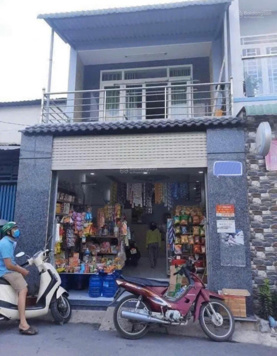 Nhà Bình Chánh 96,9m2 - giá 800 triệu - đang cho thuê 8 triệu/tháng - sổ hồng riêng - được trả góp