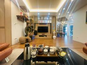 NGUYÊN HỒNG - ĐỐNG ĐA 60 m² 5 TẦNG 12 TỶ NGÕ THÔNG - 2 MẶT THOÁNG – PHÂN LÔ VIP