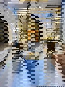 HUỲNH THÚC KHÁNG - ĐỐNG ĐA  63m²  5 TẦNG 16.7 TỶ NGÕ THÔNG - 2 MẶT THOÁNG – PHÂN LÔ VIP