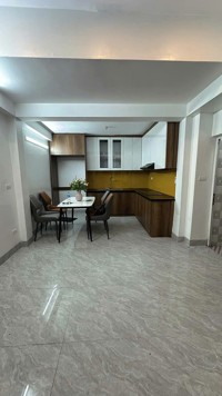 NGỌC HÀ 30M2 x Mặt tiền 5.5M - Ngõ thẳng tắp, cách mặt phố 50M, gần Lăng Bác. An ninh tốt.