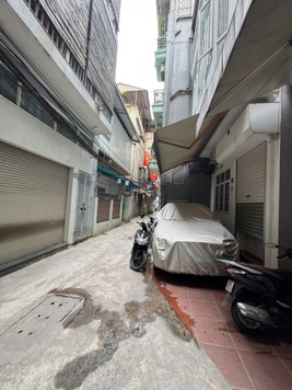 Bán nhà phố Thái Hà, Đống Đa, ô tô đỗ cửa, tiện kinh doanh, 5 tầng 125m2 giá 30 tỷ