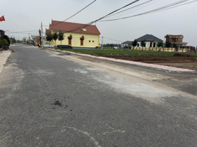 Chính chủ em cần bán 5 lô đất dt 92m2/lô trục chính ra dự án flammigo bãi tắm giá 1ty794tr