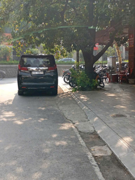 NHÀ MỚI Ở LUÔN - NGÕ NÔNG GẦN PHỐ, 33M - 7 TẦNG-  THANG MÁY - PHỐ LẠC LONG QUÂN- GIÁ 8.75 TỶ