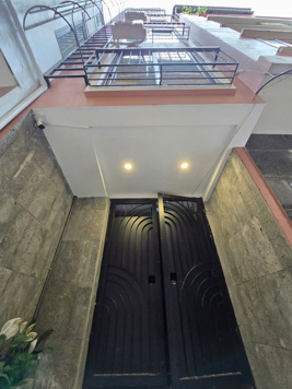 Bán tòa nhà dòng tiền mới cứng ở Võ chí công 6 tầng, thiết kế siêu hiện đại dòng tiền chuẩn