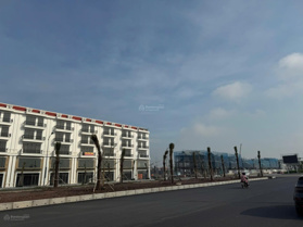 Bán shophouse Osaka Garden 180m2 xây 5 tầng, mặt tiền 8m, mặt đường 68m cạnh Sun Hà Nam