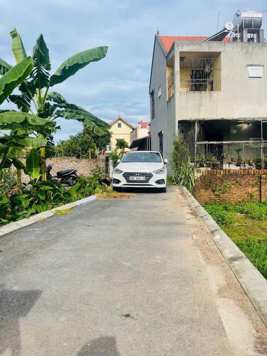 Bán lô đất Đa Tốn, đường trải nhựa ô tô vào nhà, nhỉnh 3 tỷ chút. LH: 0379483926