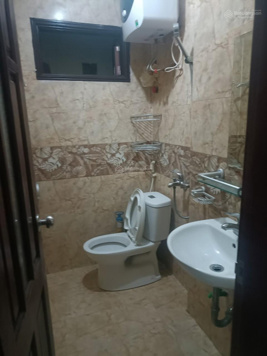 Cho thuê căn hộ 1 phòng ngủ, 1 khách diện tích 55 m2