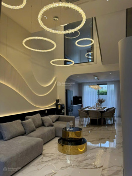 Cho thuê hoặc bán biệt thự cao cấp 5 sao - trung tâm Bình Dương