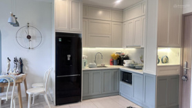 Minh chính chủ cần bán 2 căn studio - 34.9m, 1 tỷ 730/ căn 1PN+ 48.1m, 2 tỷ 560 Vinhomes Smart City