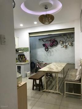 Bán nhà(4x15m) khu D P.25 Bình Thạnh-HXH thông-Gần Pearl Plaza. Gía tốt
