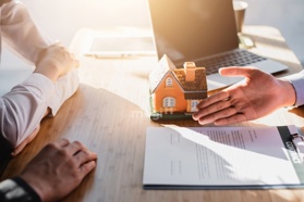 Tìm hiểu về Hợp đồng thuê nhà đất và Mẫu Hợp đồng chuẩn pháp lý