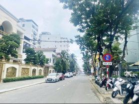 Bán 300m² đất mặt tiền 15m đường Hoàng Kế Viêm, phường Mỹ An, Ngũ Hành Sơn, Đà Nẵng,