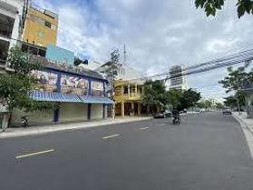 Bán lô đất 442,2m2, MT: 11m mặt phố Nguyễn Thiện Thuật Nha Trang 0974 681 333